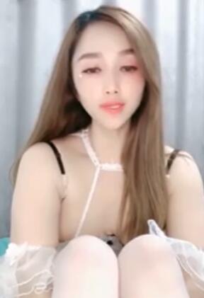 美少妇的新婚之夜新娘装露脸大秀