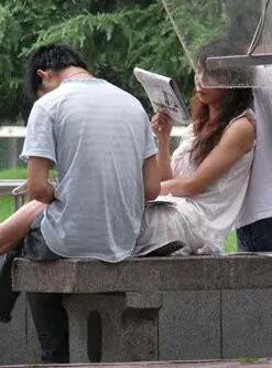 小妹两男一女骑乘