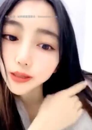 三月下海颜值最高女神偶像9分超高纯欲颜值