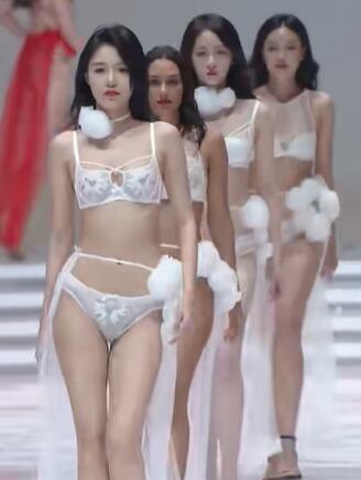 深圳SIUF 皇室立美丽 贵族性感内衣秀