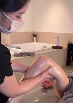 单凭手法来看 专业又正规