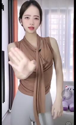 ��ɫ�٤����Ů����