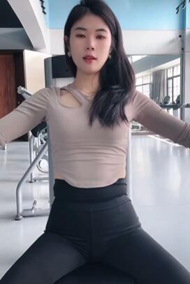 ���ֶ� ��������ɫ�٤�� ������