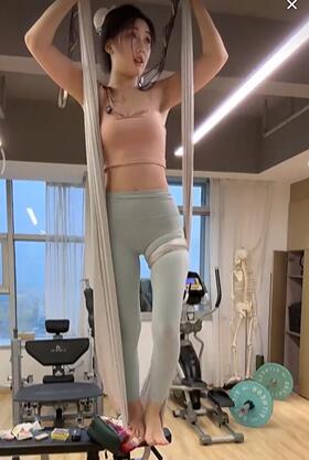 �٤�����κñ���