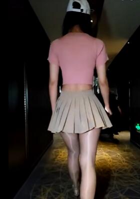 ��ʵ����12��ȹ˿������