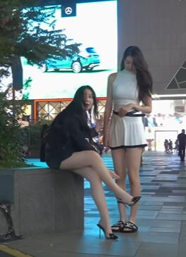 4K HDR ���ĳɶ�̫������Ů