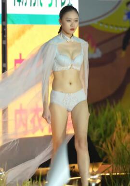 《最美走秀系列》——盐步大沥稻田内衣秀