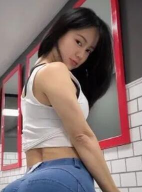 大海浪探花颜值甜美肉肉少妇