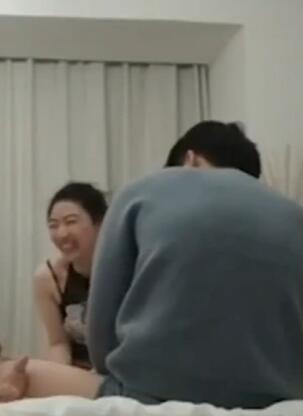 换妻探花玩够再开始一人一个