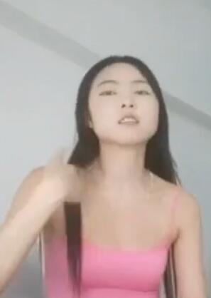 探花山鸡哥湖南出差酒店1800约了一个170大长腿模特兼职妹子